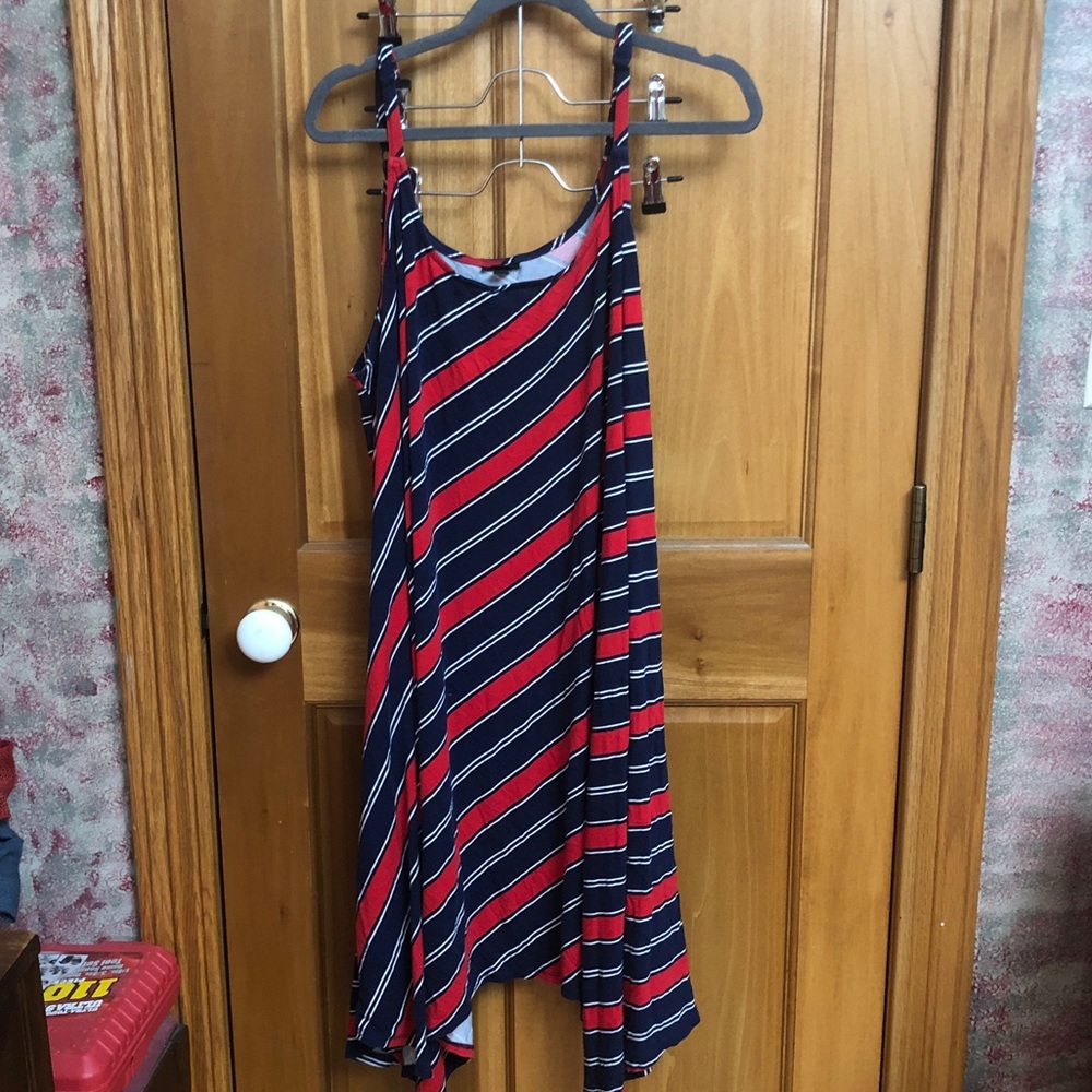 Torrid size 5 midi dress